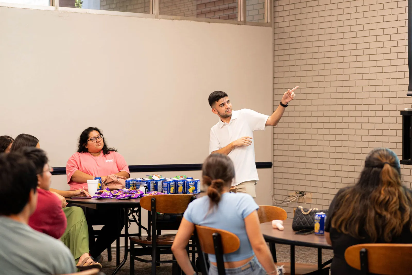 Jean Segura presenting to students at the LASO interest meeting, photograph by Samantha.Visions